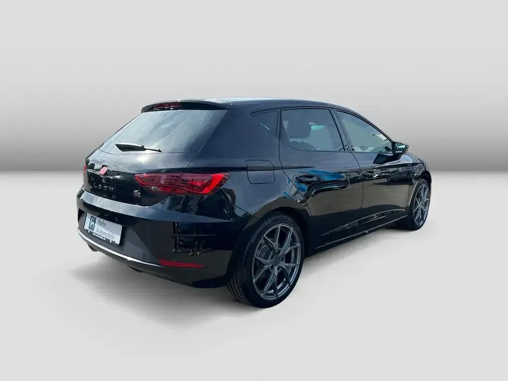 Gebraucht Seat Leon FR 190 PS (139 kW) 2019 Mitternachtsschwarz Limousine
