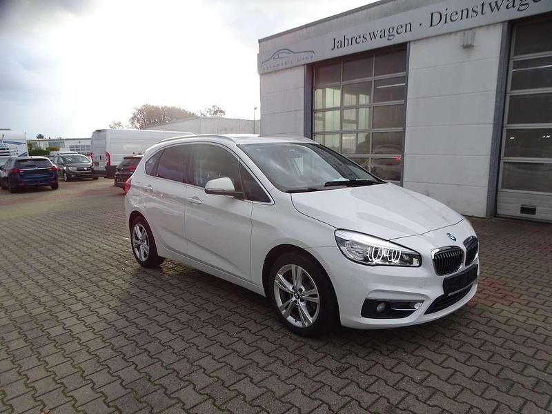 Gebraucht BMW 218 150 PS (110 kW) 2018 Alpinweiss iii Van / Kleinbus