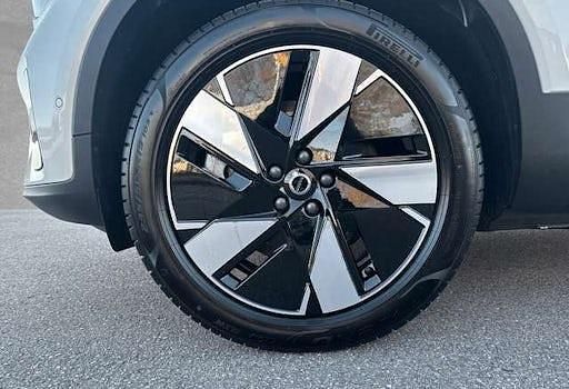 Gebraucht Volvo EX40 Plus 185 kW (252 PS) 2025 Weiß SUV