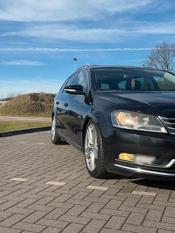 Gebraucht VW Passat 170 PS (125 kW) 2012 Schwarz Kombi