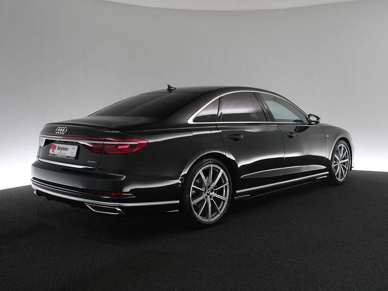 Gebraucht Audi A8 Comfort 286 PS (210 kW) 2022 Mythosschwarz metallic (metallic) Limousine