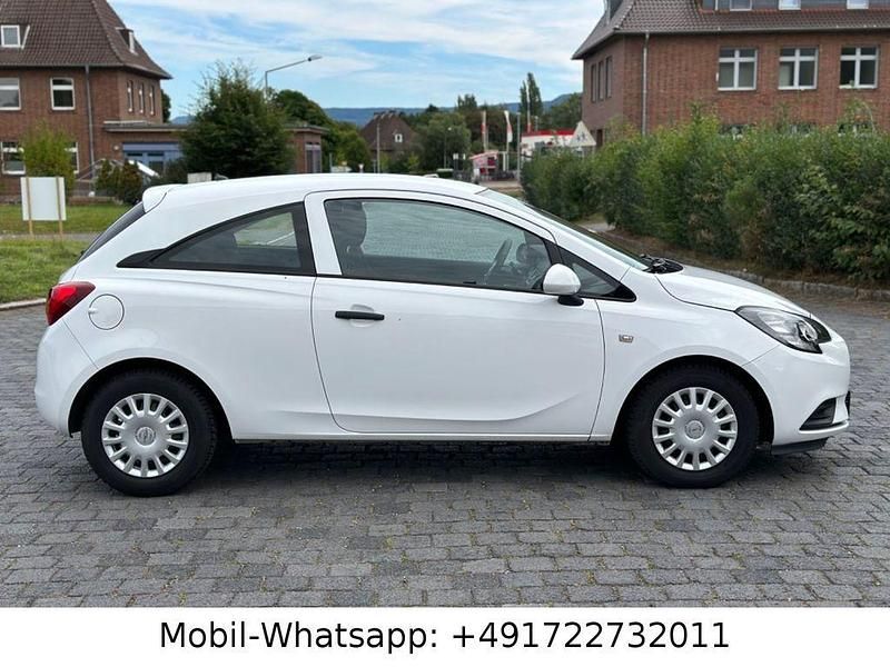 Gebraucht Opel Corsa Selection 69 PS (50 kW) 2016 Weiß Kleinwagen