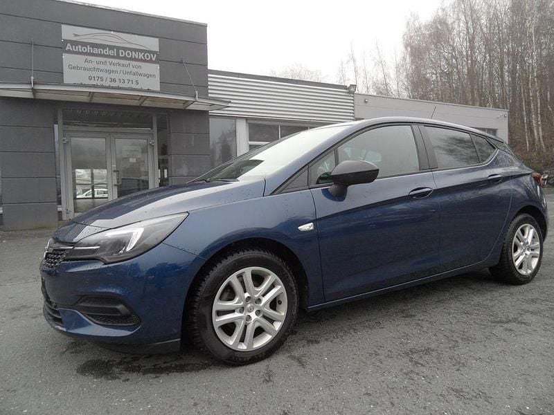 Gebraucht Opel Astra Edition 131 PS (96 kW) 2022 Blau Limousine