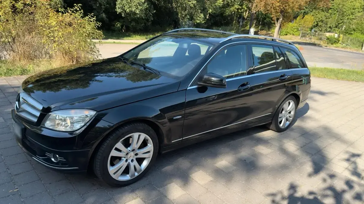 Gebraucht Mercedes 220 170 PS (125 kW) 2010 Schwarz Kombi
