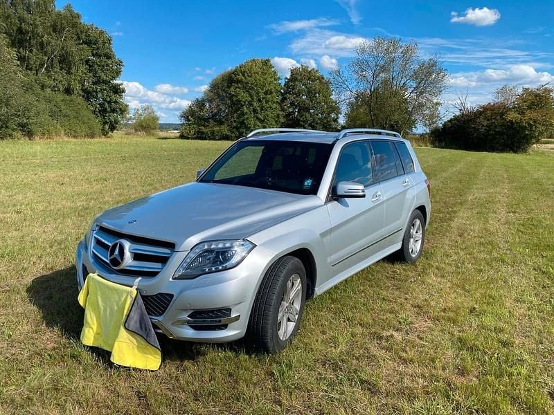 Silber Gebraucht 2013 Mercedes GLK250 SUV | 15.500 € (Guter Preis) - Bild 1/4