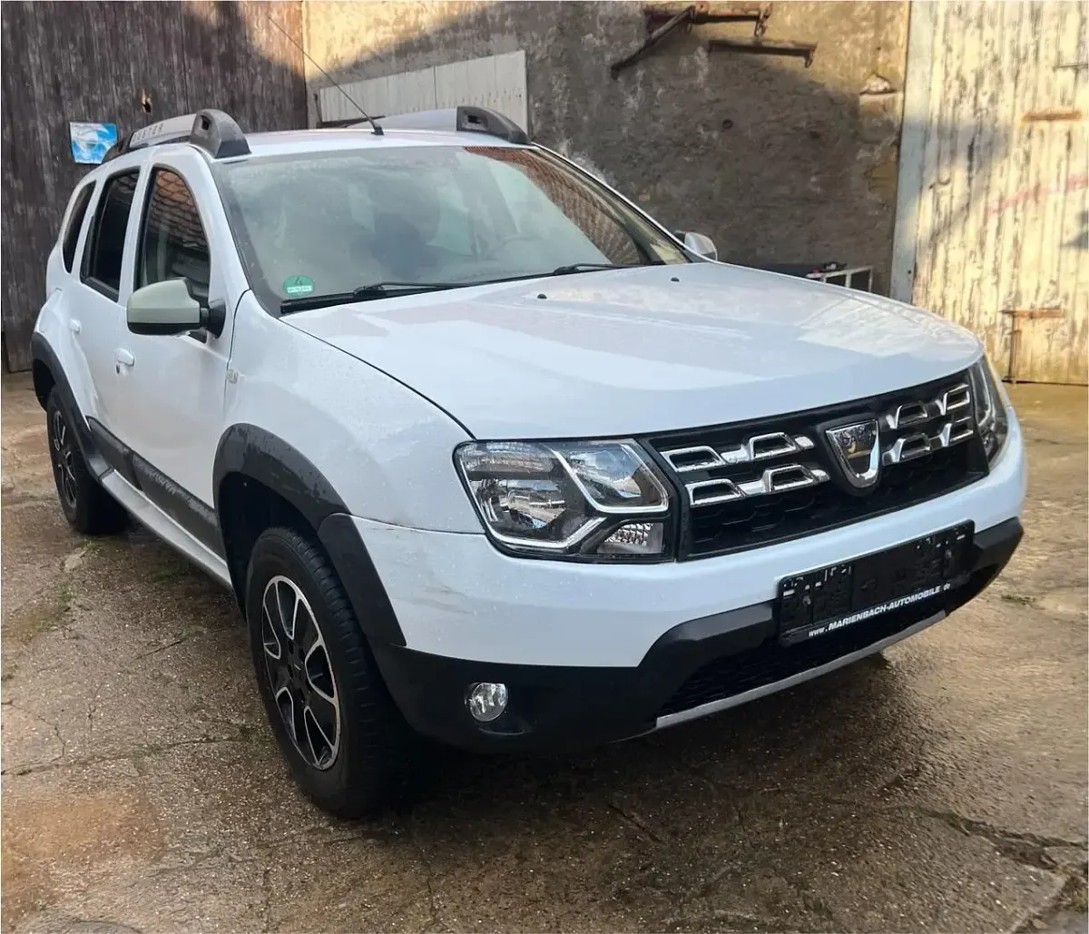 Gebraucht Dacia Duster Prestige 125 PS (91 kW) 2016 Weiß SUV