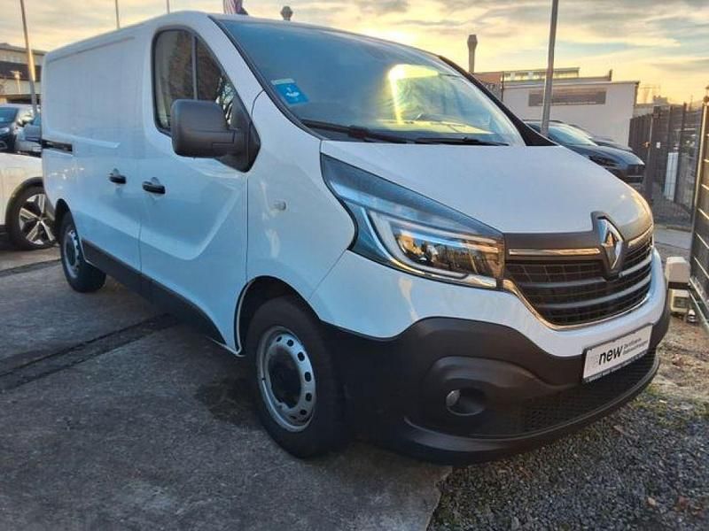 Gebraucht Renault Trafic 120 PS (88 kW) 2021 Arktisweiß Van / Kleinbus