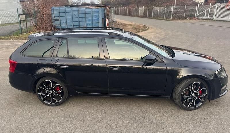 Gebraucht Skoda Octavia vRS 230 PS (169 kW) 2016 Schwarz Kleinwagen