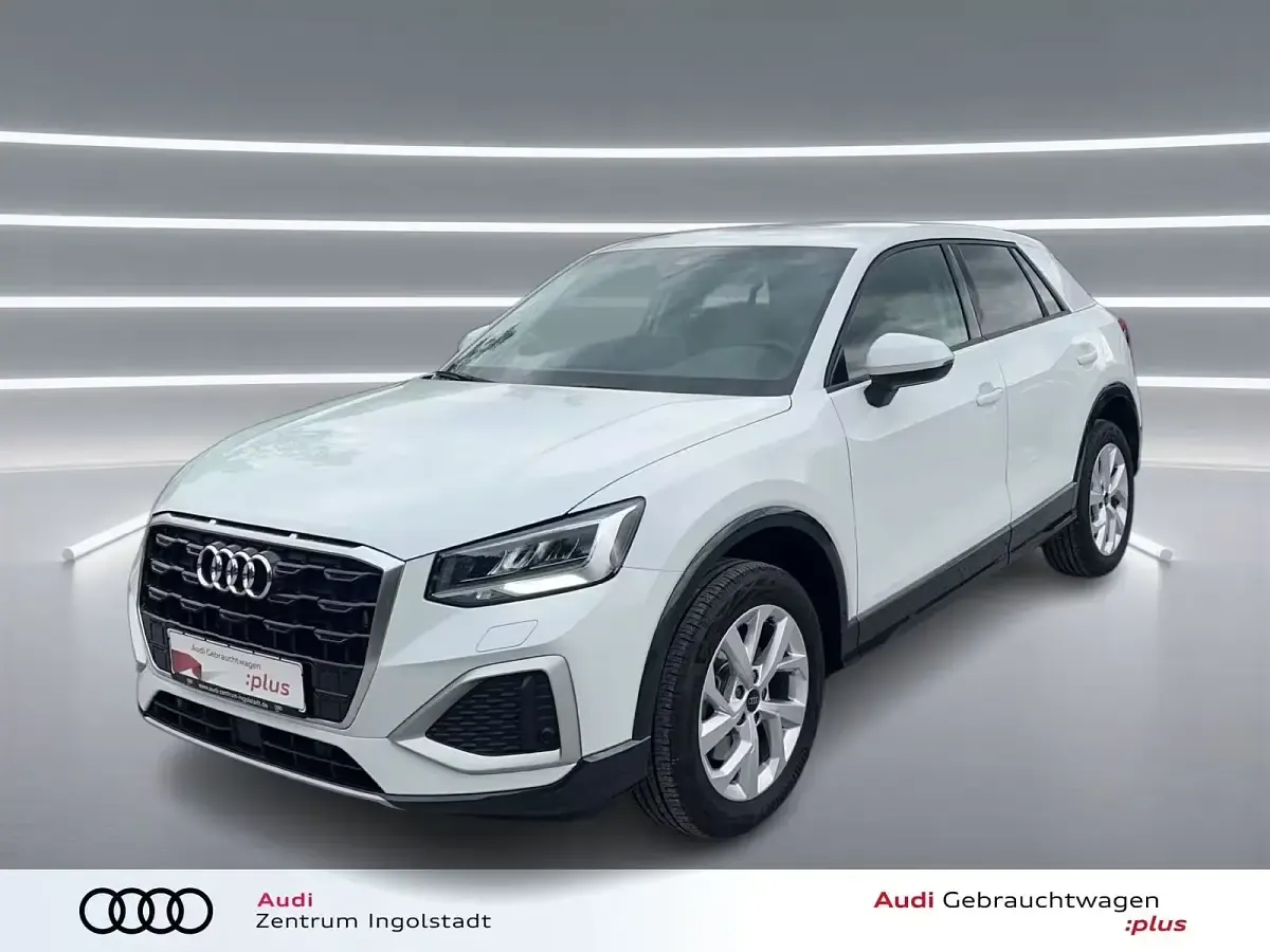 Gebraucht Audi Q2 Advanced 150 PS (110 kW) 2025 Gletscherweiß metallic SUV