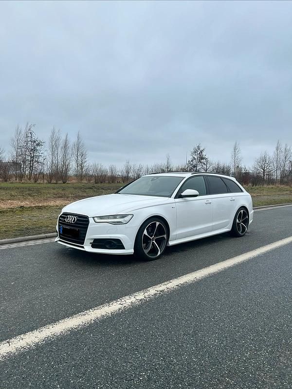 Gebraucht Audi A6 Ambiente 272 PS (200 kW) 2014 Weiß Kombi