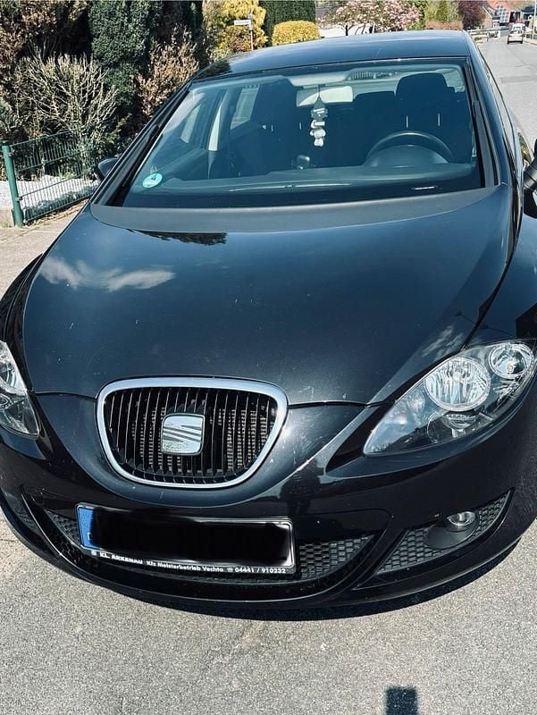 Second-hand Seat Leon 160 CP (117 kW) 2008 Negru Hatchback