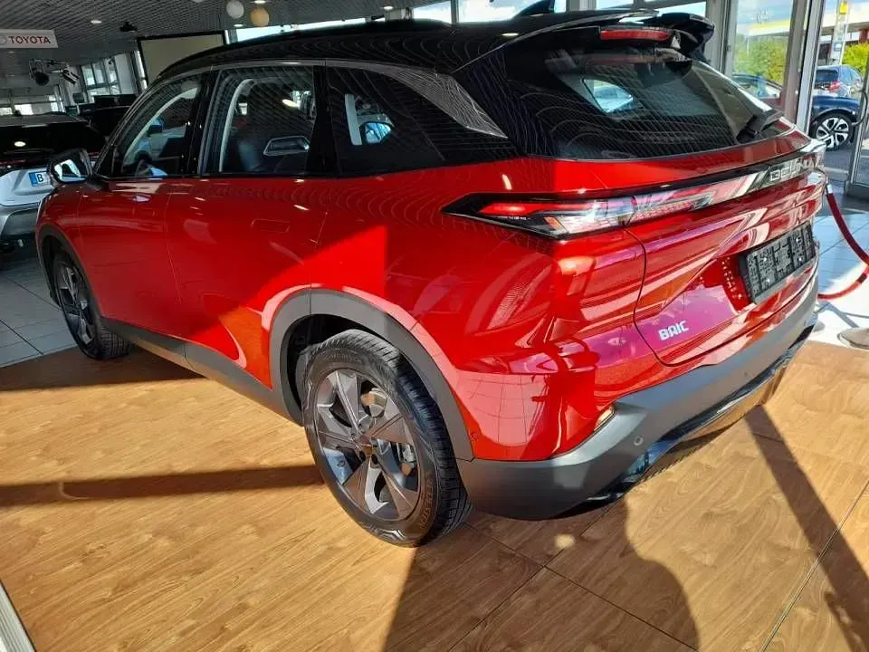 Gebraucht Baic X55 177 PS (130 kW) 2024 Rot SUV