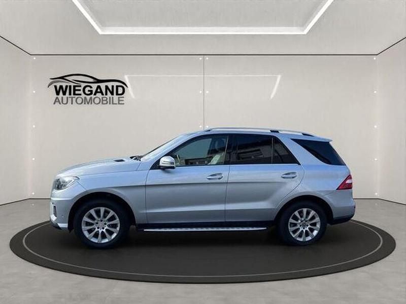 Gebraucht Mercedes ML350 258 PS (189 kW) 2013 Silber SUV