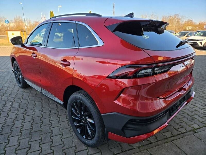 Gebraucht DFSK Forthing 5 177 PS (130 kW) 2025 Rot SUV