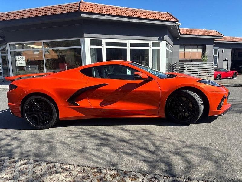 Neu Corvette Stingray 481 PS (353 kW) 2026 Orange Coupé