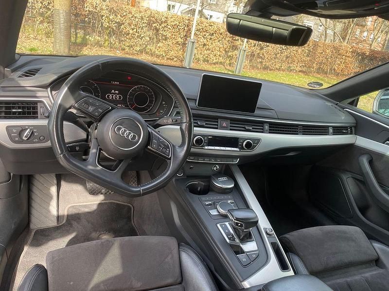 Gebraucht Audi A5 Sport 190 PS (139 kW) 2018 Schwarz Coupé