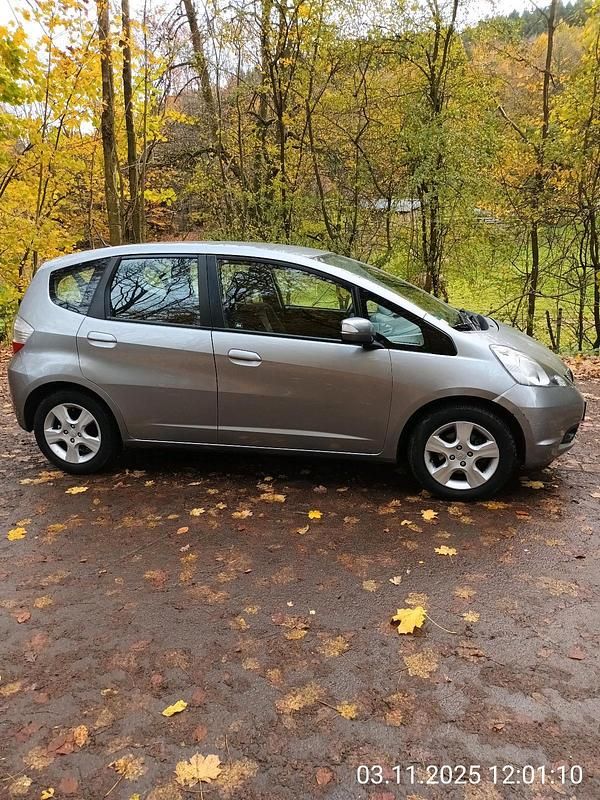Silber Gebraucht 2009 Honda Jazz Elegance Kleinwagen | 1.850 € (Fairer Preis) - Bild 1/4