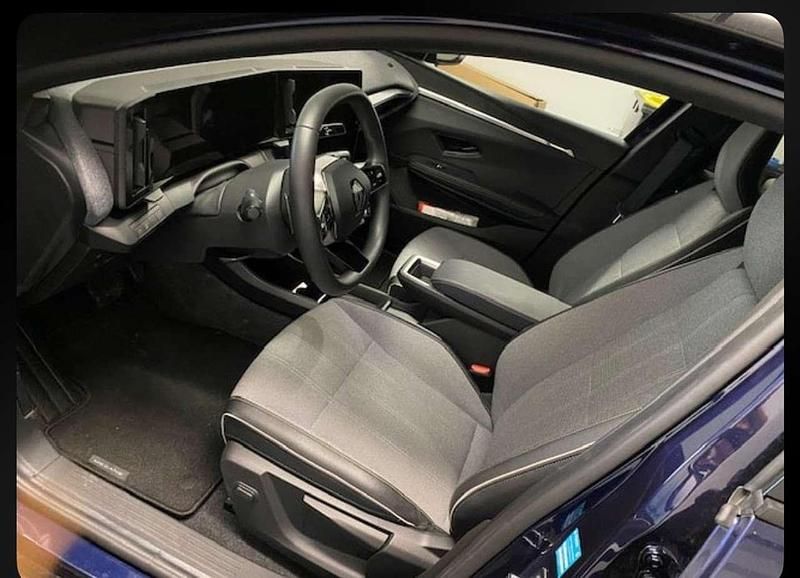 Gebraucht 2022 Renault Mégane Techno Kleinwagen | 25.200 € (Superpreis) - Bild 1/4
