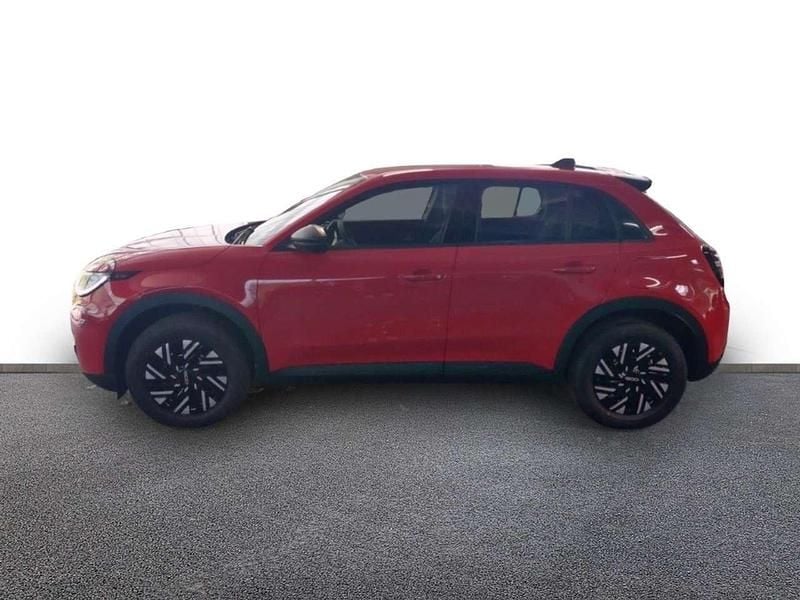 Gebraucht Fiat 125 101 PS (74 kW) 2024 Rot SUV