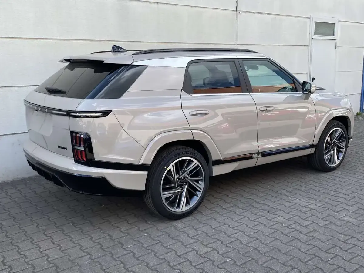 Neu KGM Actyon 163 PS (119 kW) 2026 Beige SUV