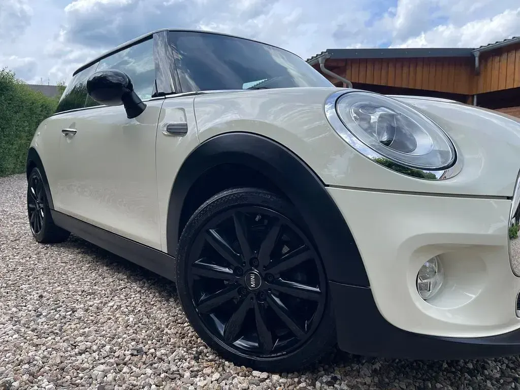 Gebraucht Mini Cooper 136 PS (100 kW) 2014 Weiß Kleinwagen