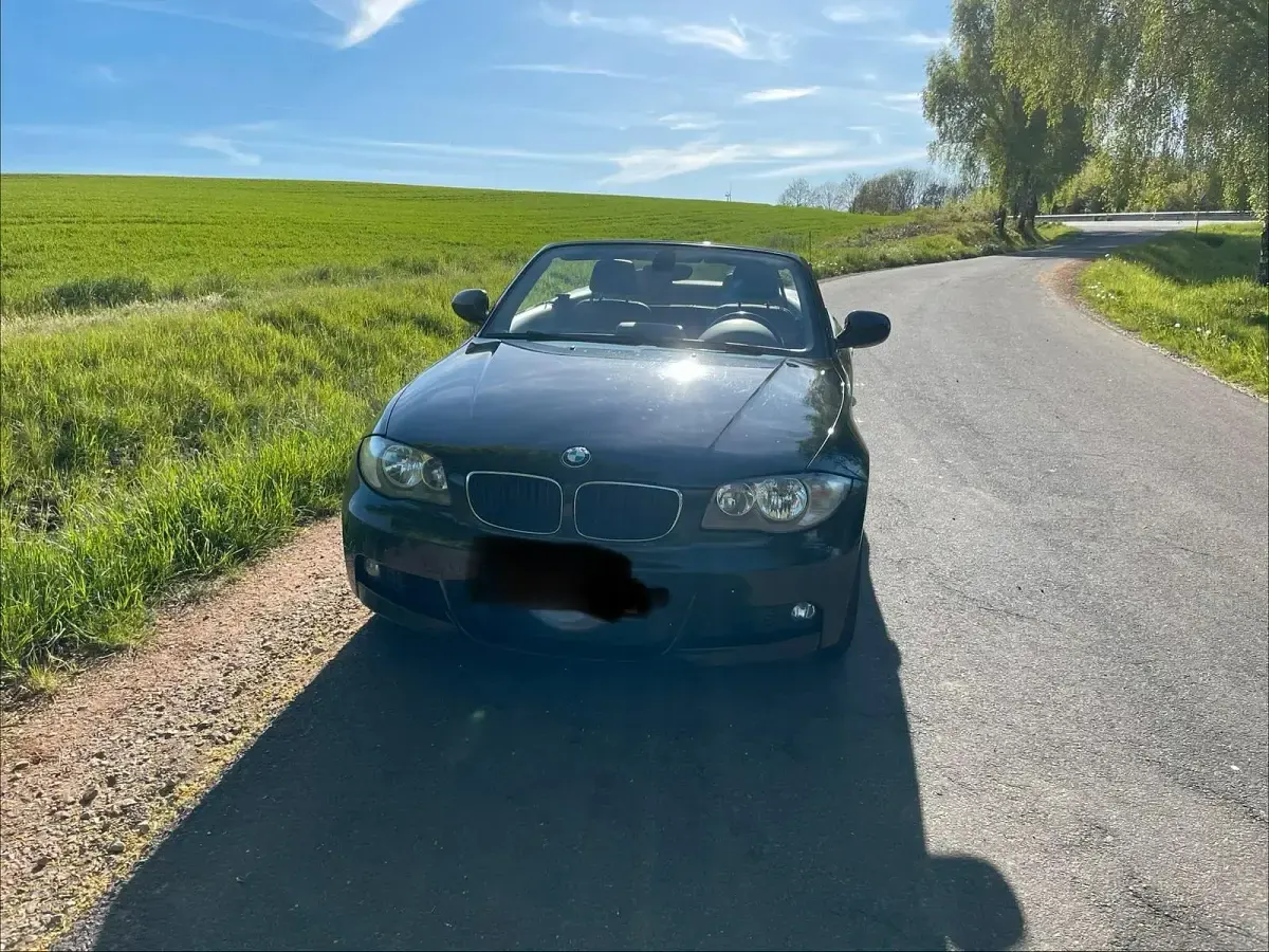 Gebraucht BMW 118 Cabriolet M Sport 143 PS (105 kW) 2010 Schwarz Cabrio