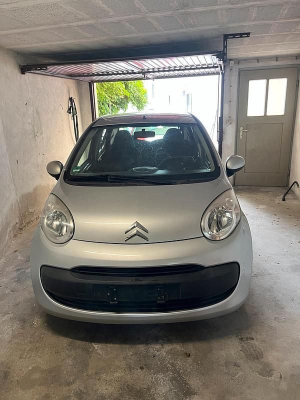 Silber Gebraucht 2008 Citroën C1 Kleinwagen | 1.850 € (Fairer Preis) - Bild 1/4