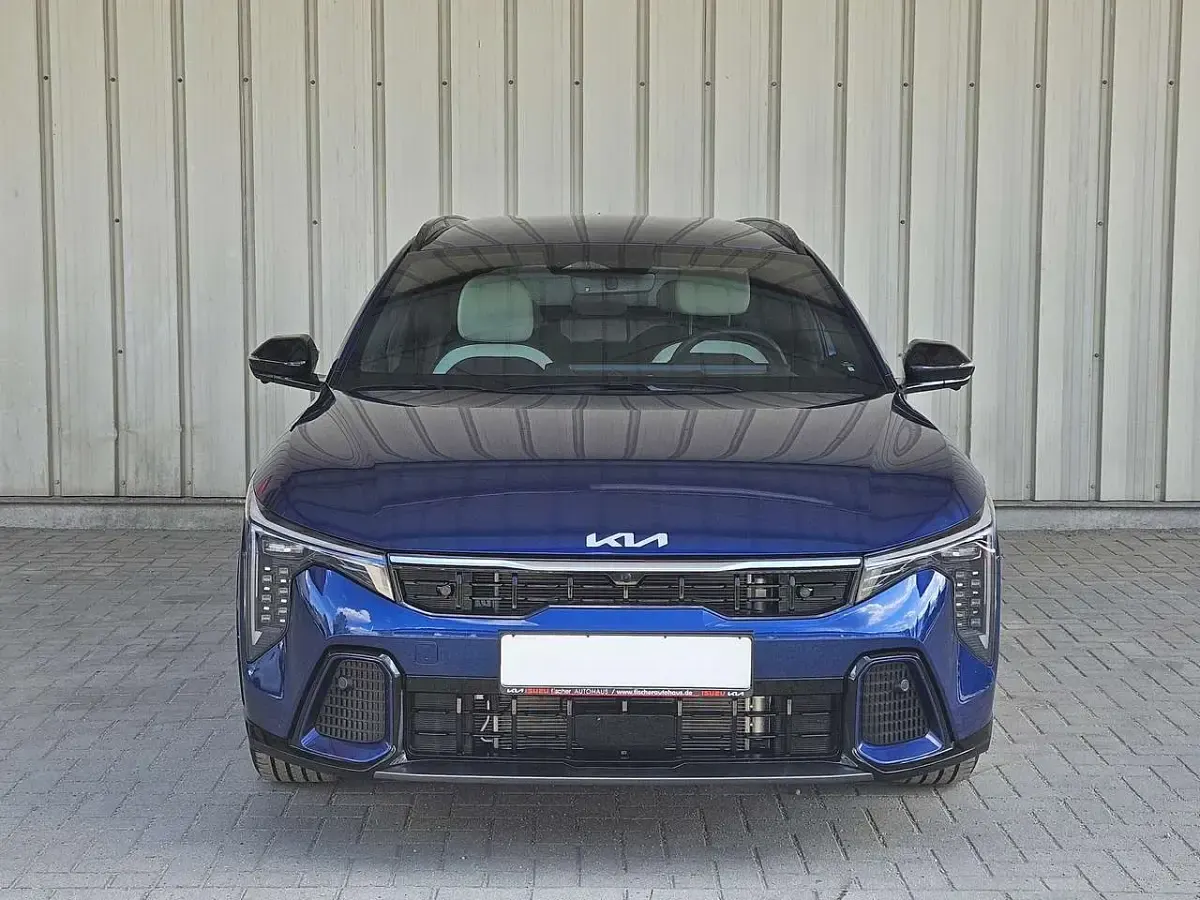 Neu Kia K4 GT-Line 179 PS (131 kW) 2026 Azurblau Kombi