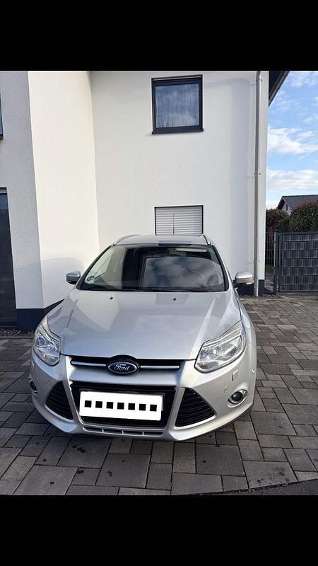 Gebraucht Ford Focus Titanium 150 PS (110 kW) 2014 Silber Kombi