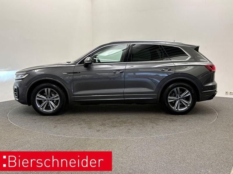 Gebraucht VW Touareg R-line 231 PS (169 kW) 2023 Grau SUV