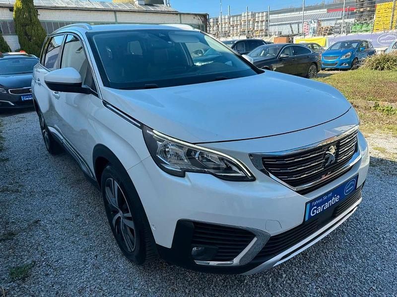 Gebraucht Peugeot 5008 165 PS (121 kW) 2018 Weiß SUV