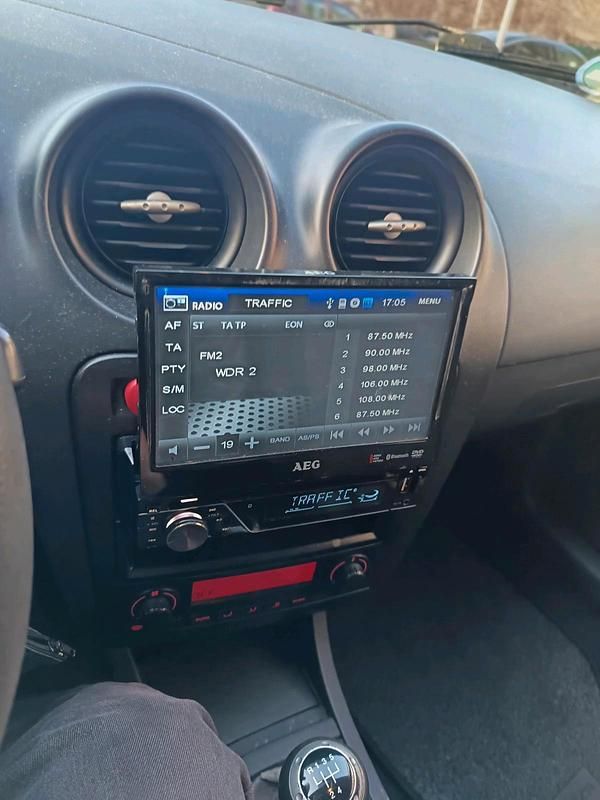 Gebraucht Seat Ibiza 80 PS (58 kW) 2005 Schwarz Kleinwagen