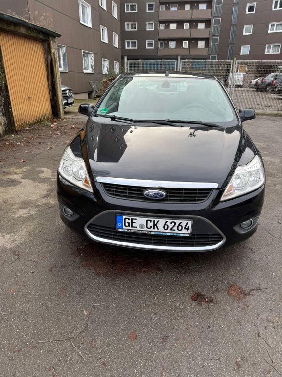 Schwarz Gebraucht 2008 Ford Focus Cabriolet Trend Cabrio | 5.250 € (Etwas zu teuer) - Bild 1/4