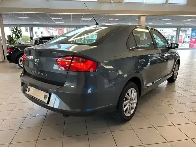 Occasion Seat Toledo Reference 95 ch (69 kW) 2018 Gris Citadine