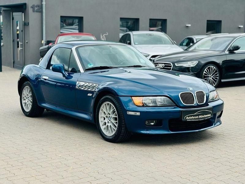 Blau Gebraucht 2002 BMW Z3 Sport Line Cabrio | 19.500 € (Teuer) - Bild 1/4