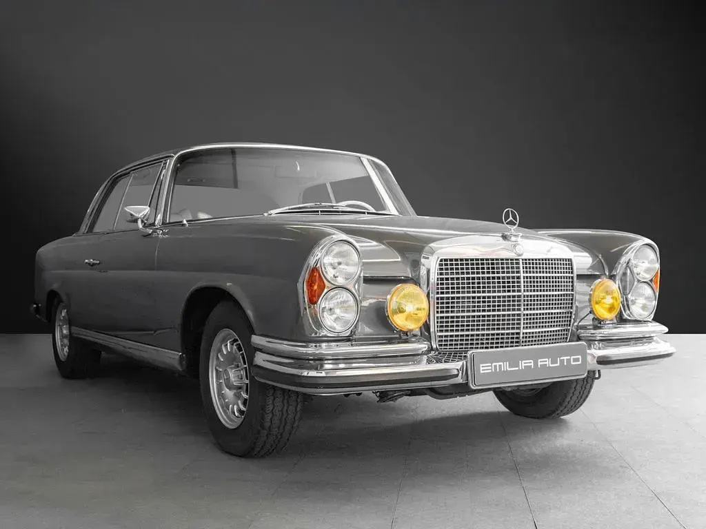 Gebraucht Mercedes W111 SE 200 PS (147 kW) 1970 Grau Coupé