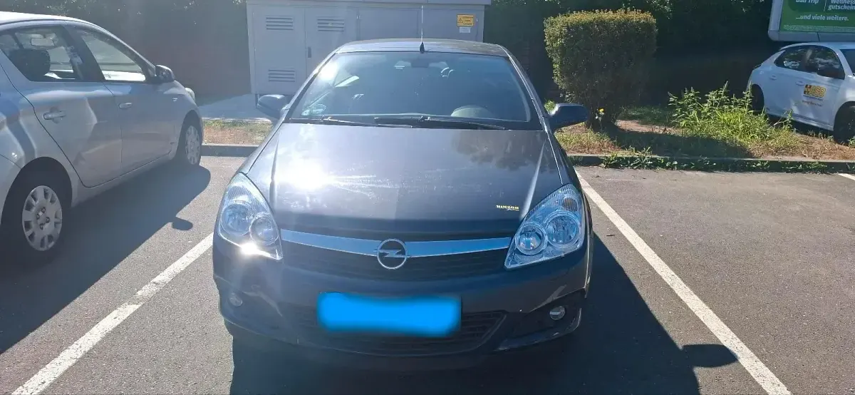 Gebraucht Opel Astra 140 PS (102 kW) 2008 Blau Cabrio
