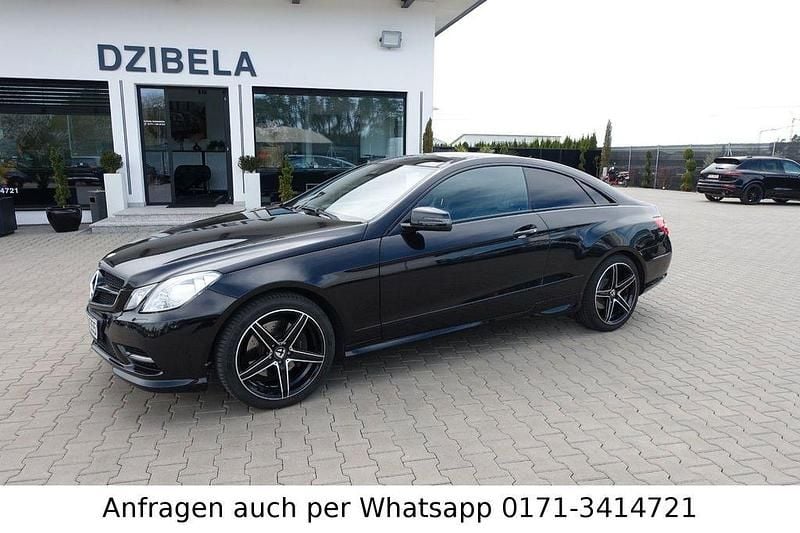 Gebraucht Mercedes E350 AMG line 265 PS (194 kW) 2013 Schwarz Coupé