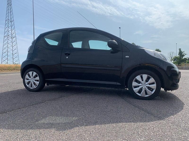 Gebraucht Citroën C1 Style 68 PS (50 kW) 2011 Schwarz Kleinwagen