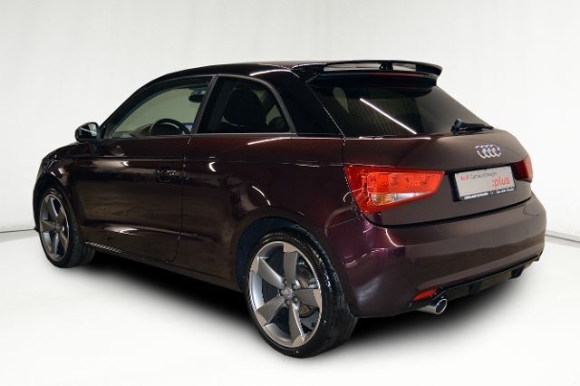 Gebraucht Audi A1 Ambition 90 PS (66 kW) 2013 Rot metallic Kleinwagen
