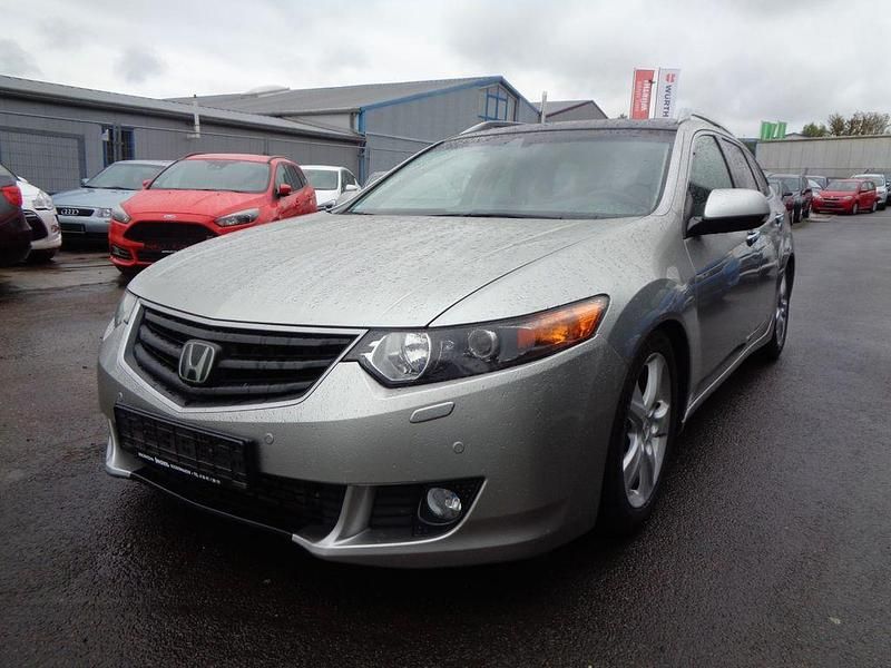 Gebraucht Honda Accord Elegance 150 PS (110 kW) 2010 Silber Kombi
