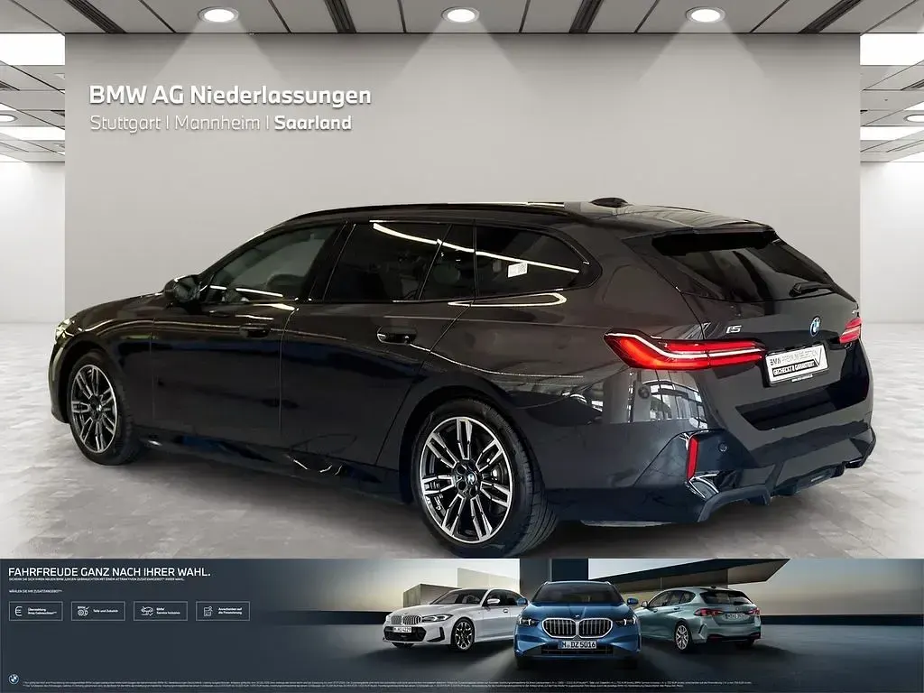 Gebraucht BMW i5 M Sport 250 kW (340 PS) 2025 Grau Kombi