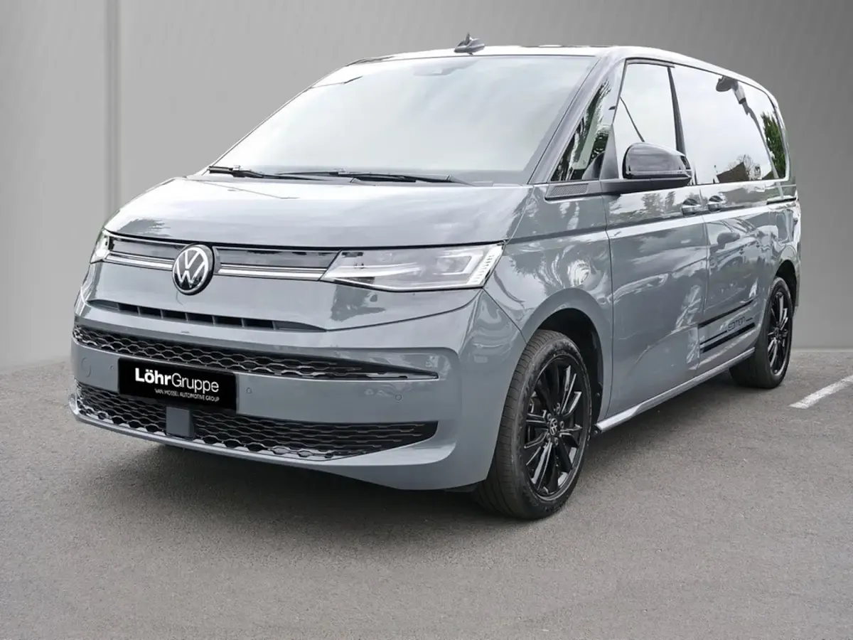 Gebraucht VW Multivan Edition 150 PS (110 kW) 2023 Grau Van / Kleinbus