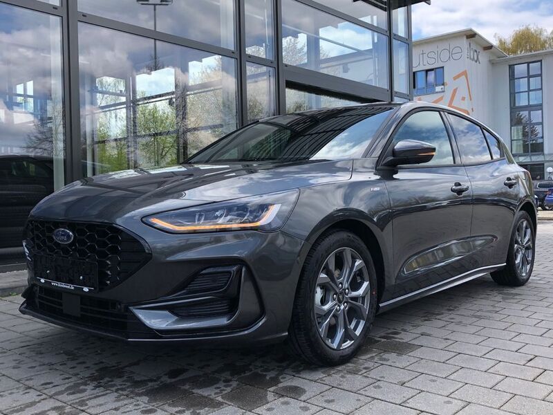 Gebraucht Ford Focus ST-Line X 155 PS (114 kW) 2023 Ein traum in magnetic grau Limousine