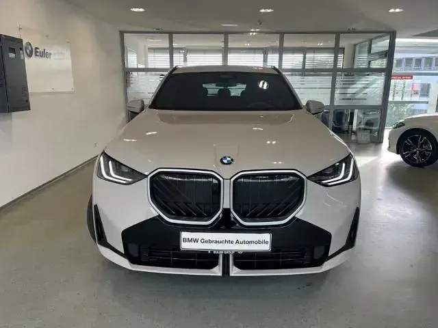 Gebraucht BMW X3 Performance 197 PS (144 kW) 2025 Dune grey metallic SUV