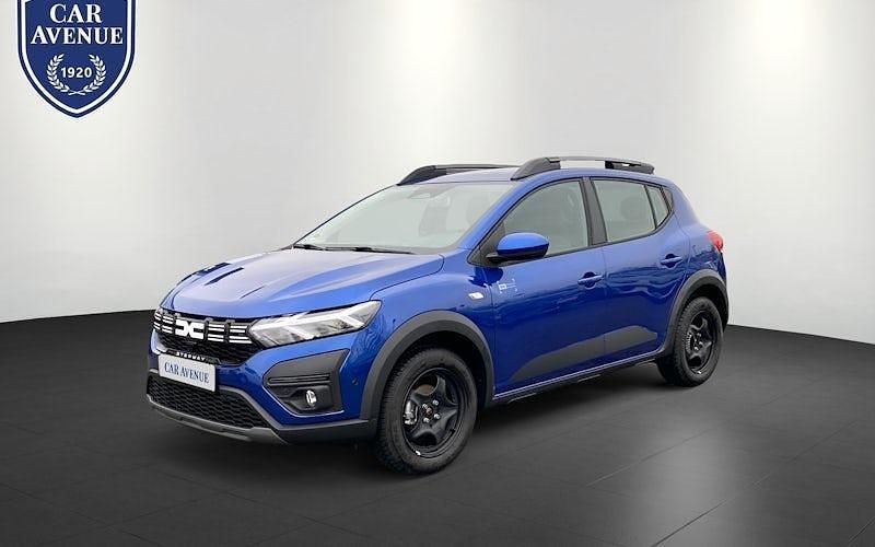 Blau Gebraucht 2024 Dacia Sandero Expression Kleinwagen | 19.630 € (Etwas zu teuer) - Bild 1/4