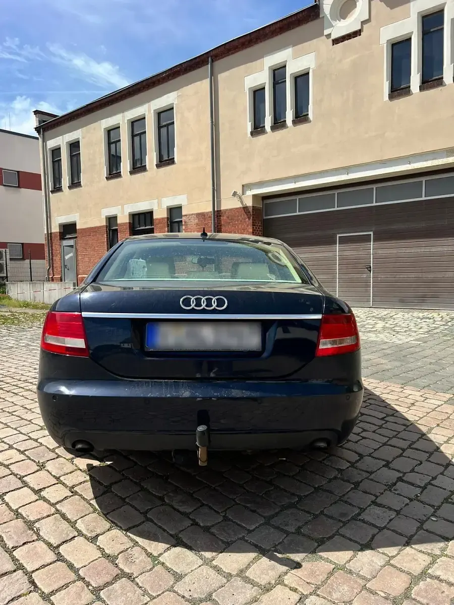 Używany Audi A6 232 KM (170 kW) 2006 Niebieski Sedan/Limuzyna