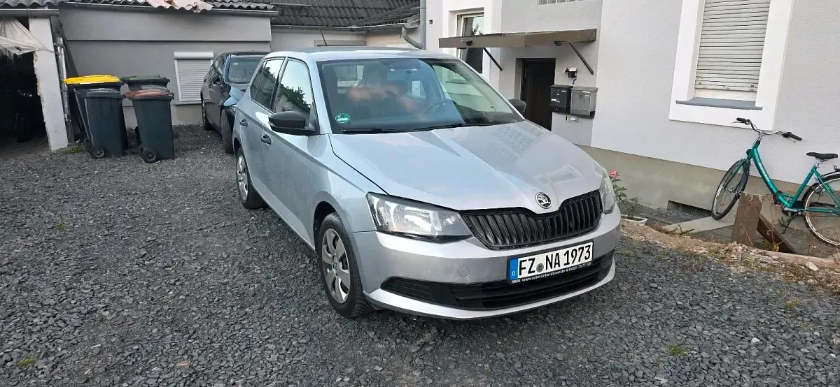 Gebraucht Skoda Fabia Cool Edition 60 PS (44 kW) 2016 Silber Kleinwagen