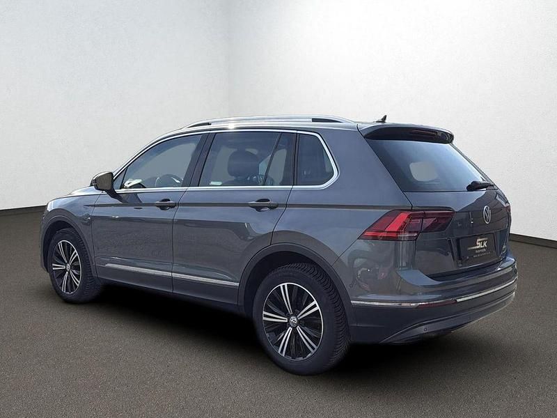 Gebraucht VW Tiguan Highline 150 PS (110 kW) 2018 Grau SUV