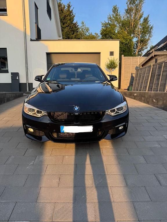 Schwarz Gebraucht 2015 BMW 420 M Sport Coupé | 21.420 € (Fairer Preis) - Bild 1/4
